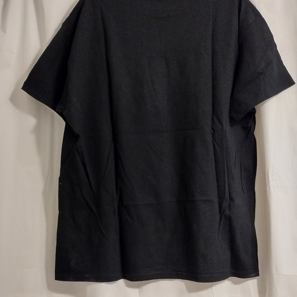Gildan Black Graphic Band Tee - Picture 3 of 6